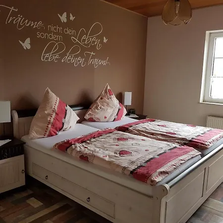 Ferienweinhaus Roemer-knodt Homestay Krov