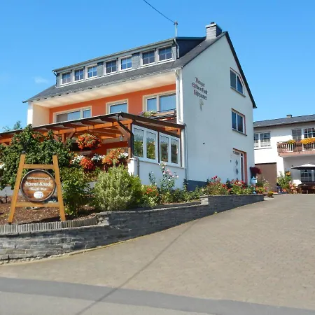 Ferienweinhaus Roemer-knodt * Krov