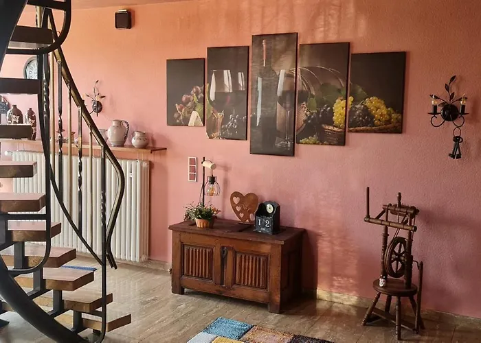 Ferienweinhaus Roemer-knodt * Kröv