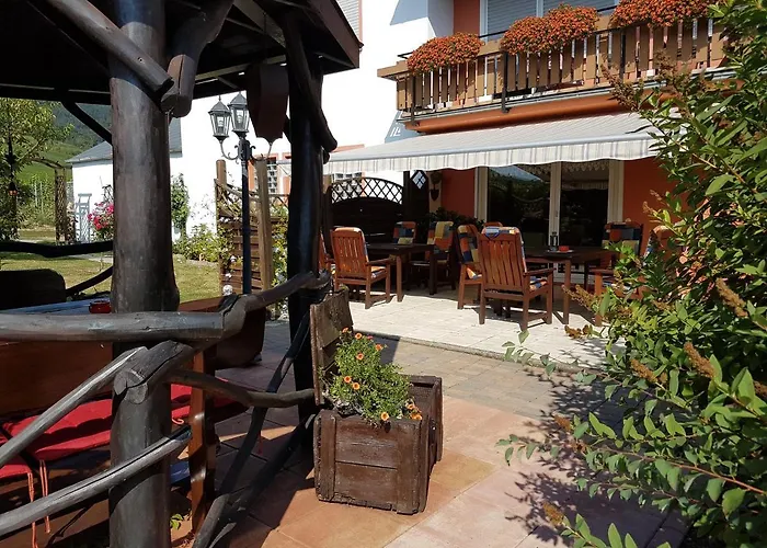 Ferienweinhaus Römer-knodt * Kröv