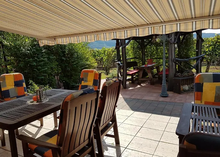 Privatunterkunft Ferienweinhaus Römer-knodt Kröv